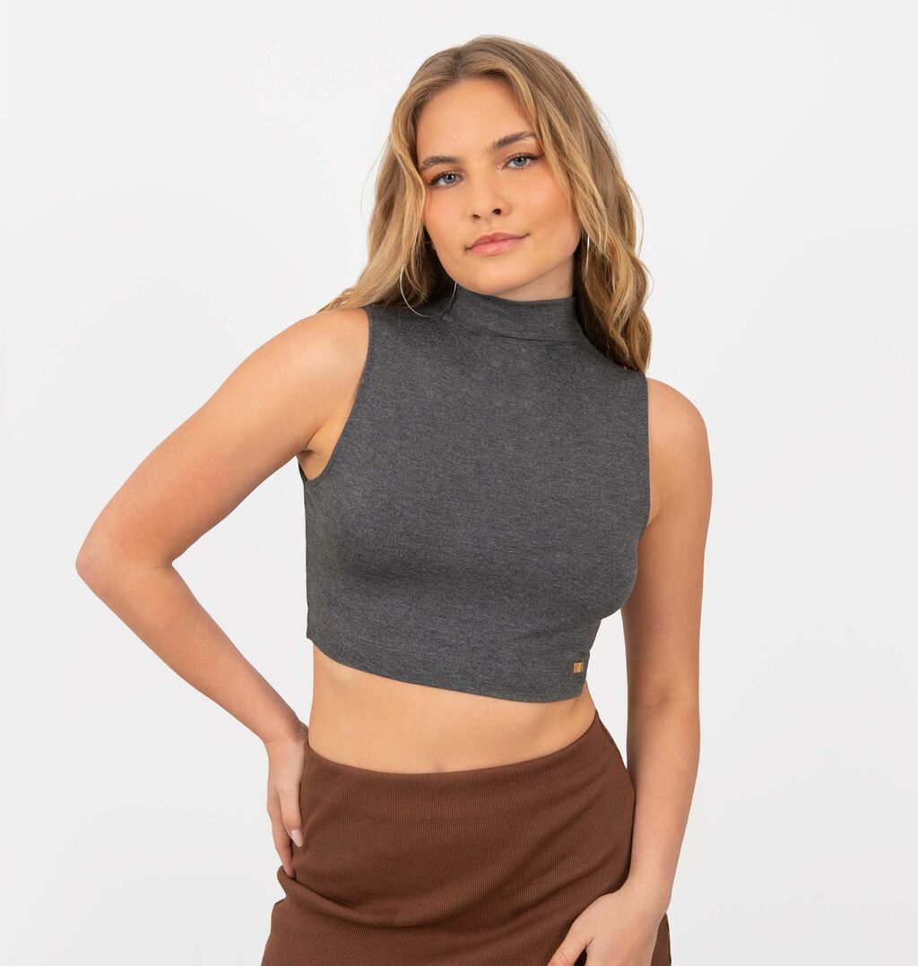 Blusa Com Gola Sem Manga