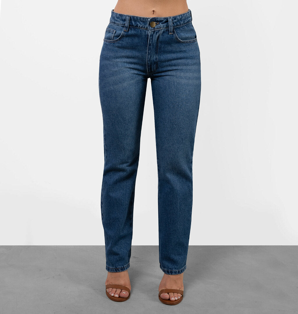Calça Jeans Reta Com Bolsos