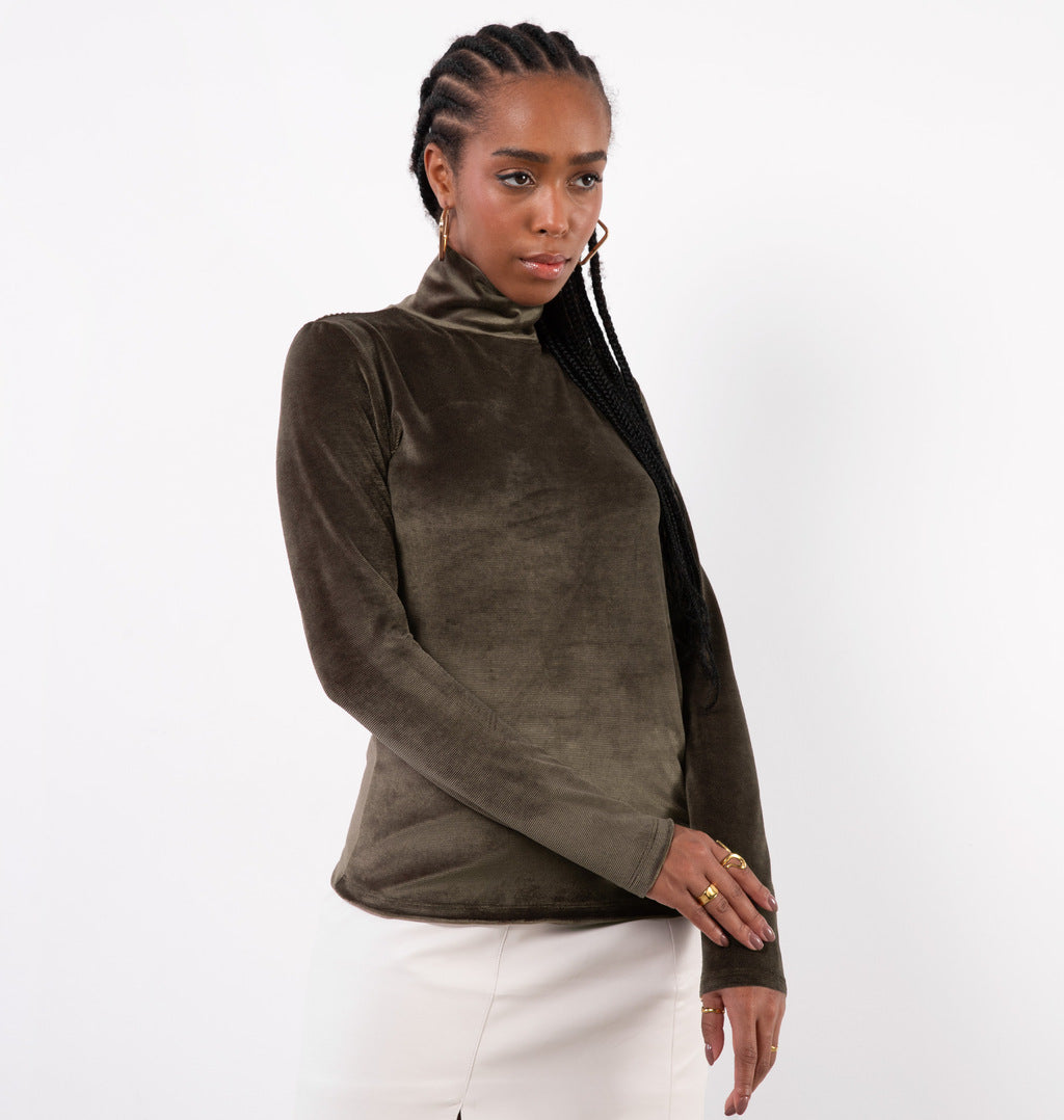 Blusa Gola Alta Em Veludo Cotelê
