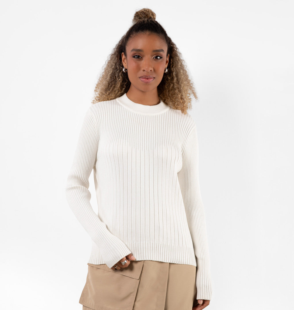 Tricot Com Gola Redonda