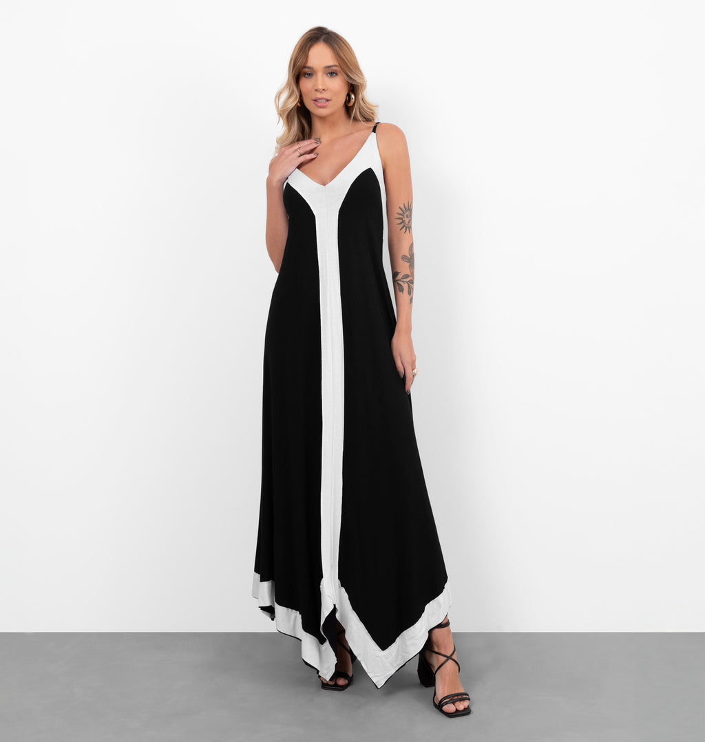 Vestido Longo Assimétrico Com Recortes