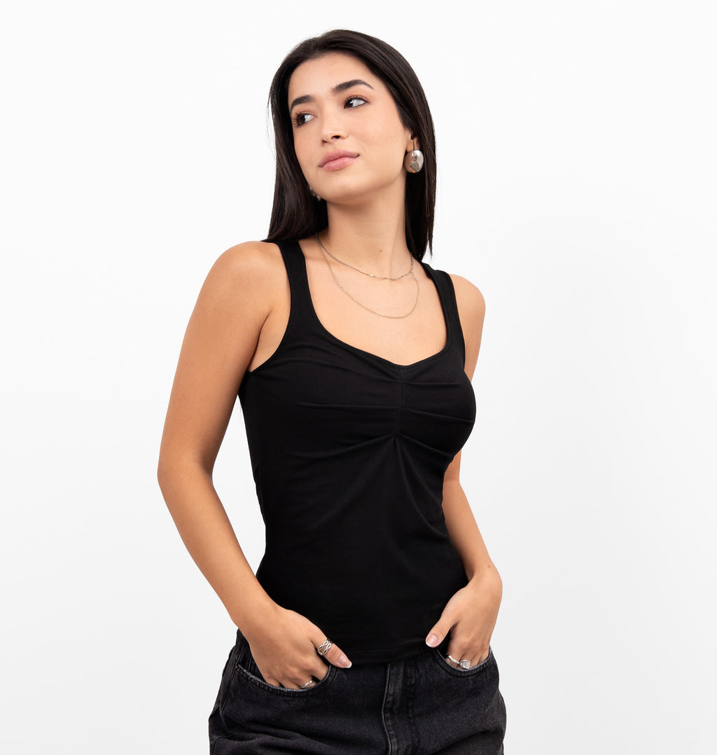 Regata Princesa Com Pregas Frontais