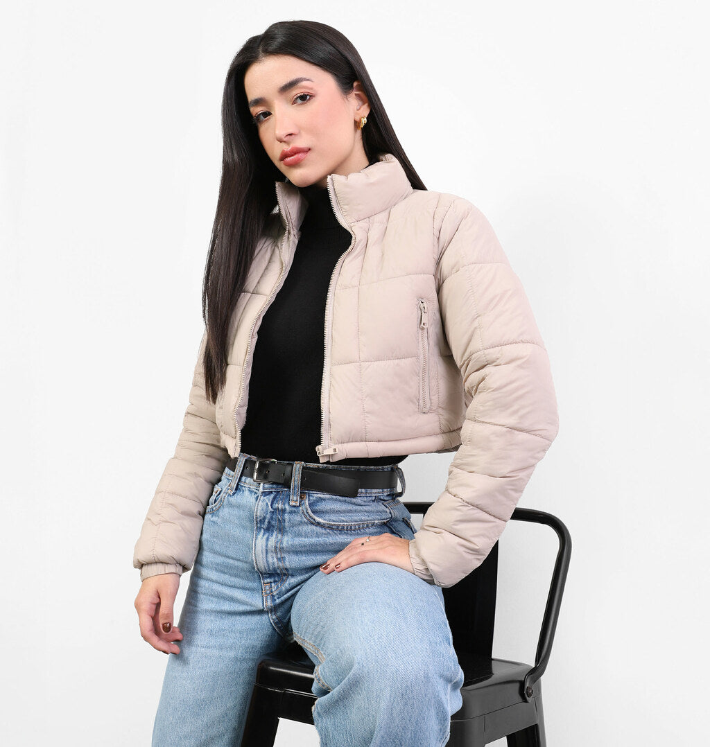 Jaqueta Puffer Cropped com Gola Alta
