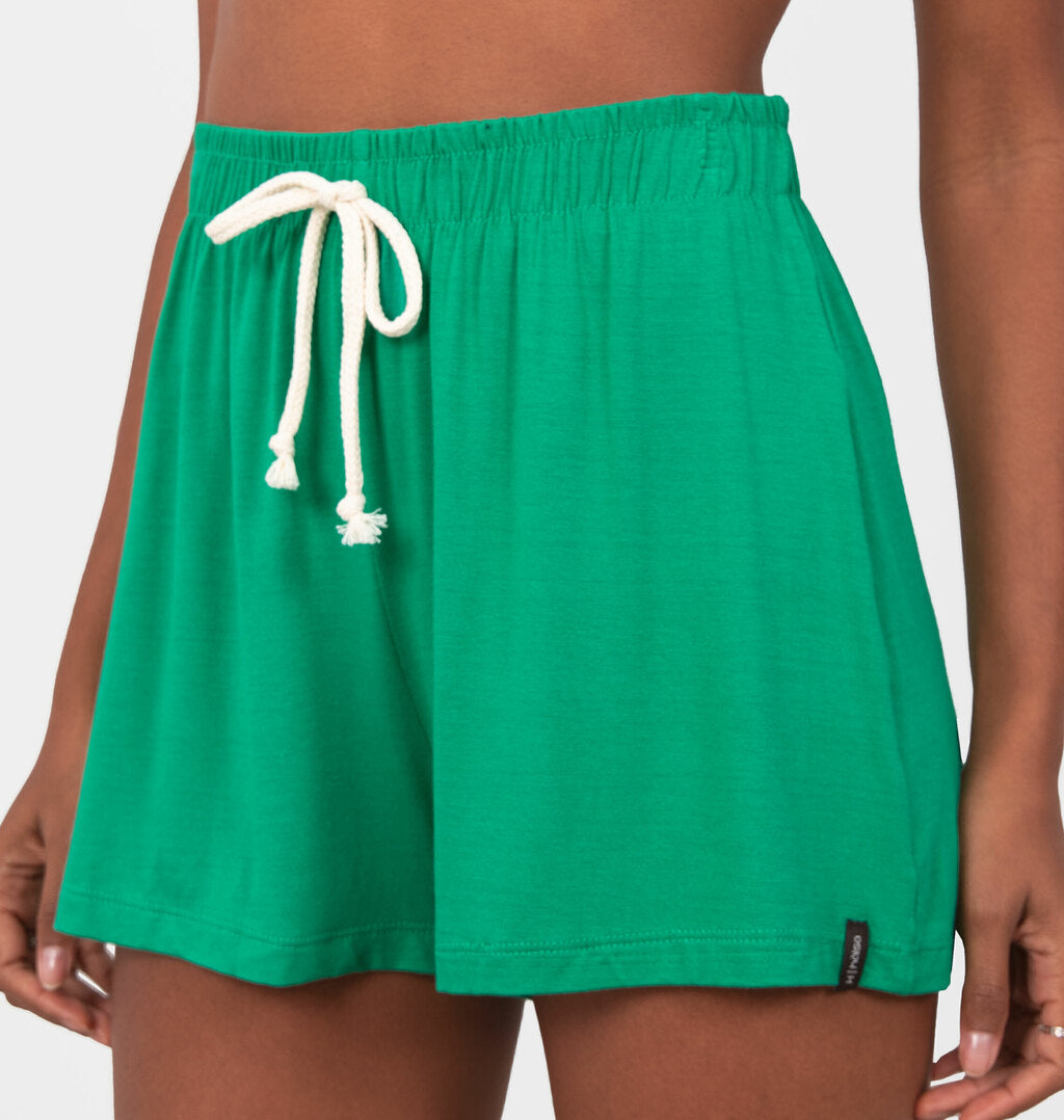 Short Soltinho Com Pregas