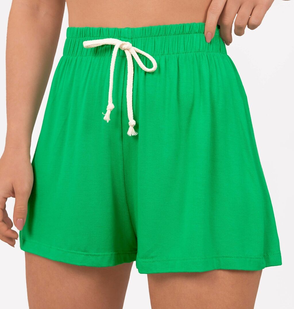 Short Soltinho Com Pregas