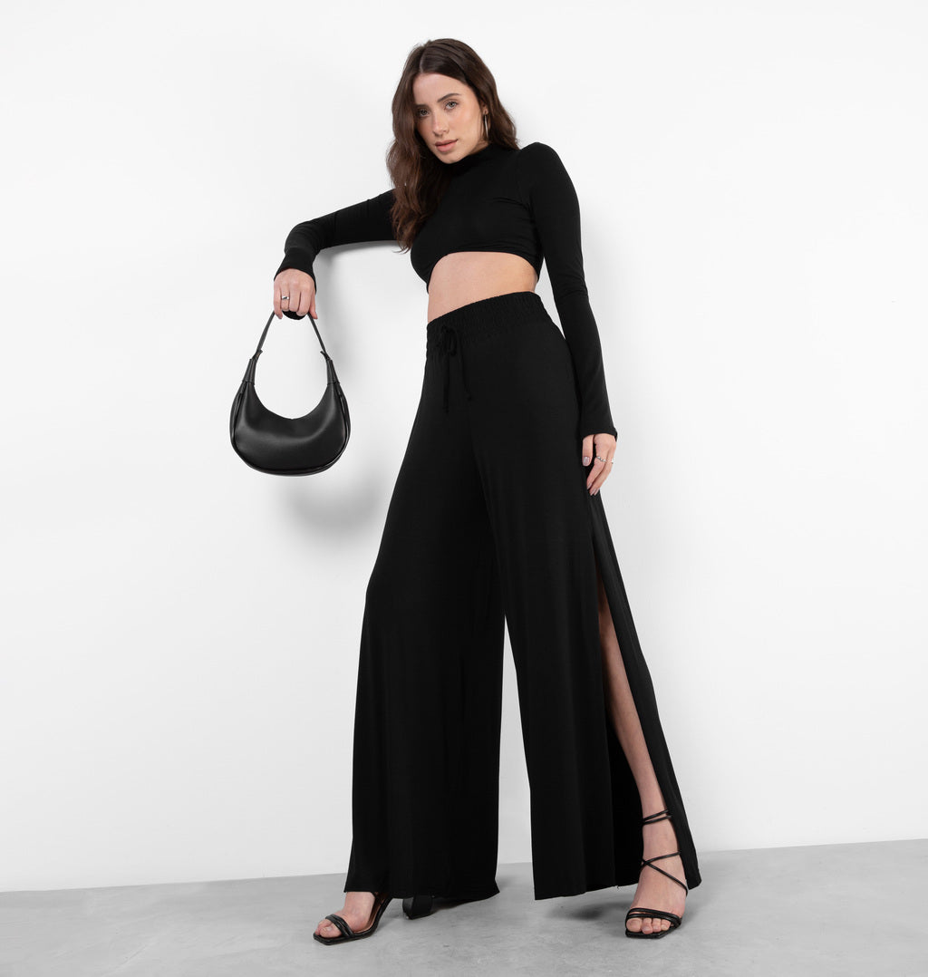 Calça Pantalona Com Fenda Lateral