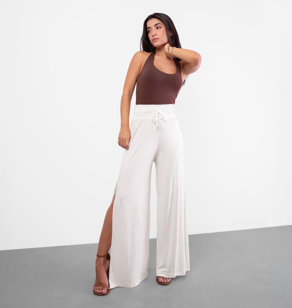 Calça Pantalona Com Fenda Lateral