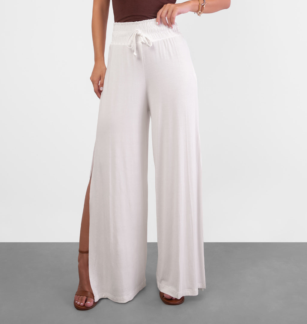 Calça Pantalona Com Fenda Lateral