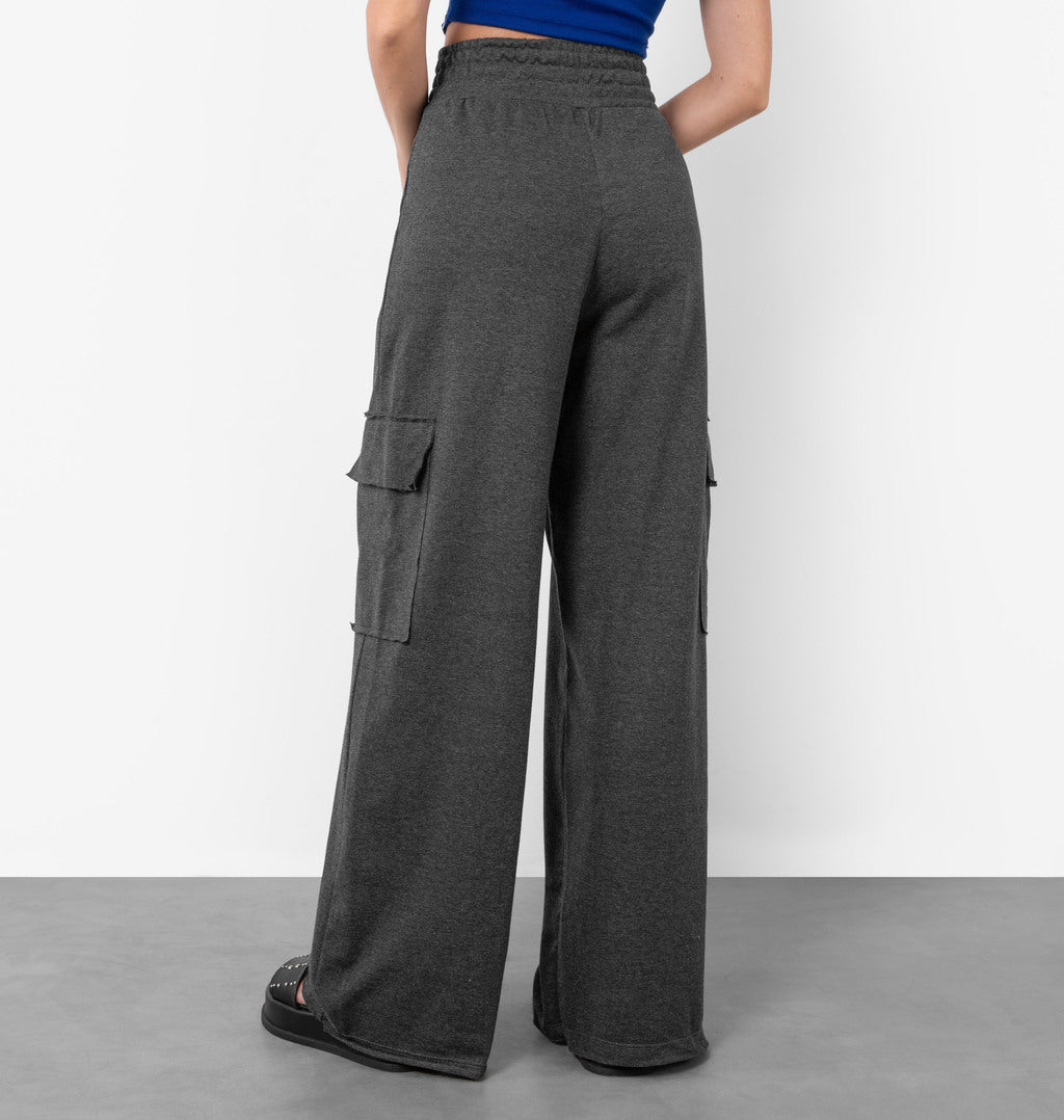 Calça Pantalona Bolso Cargo
