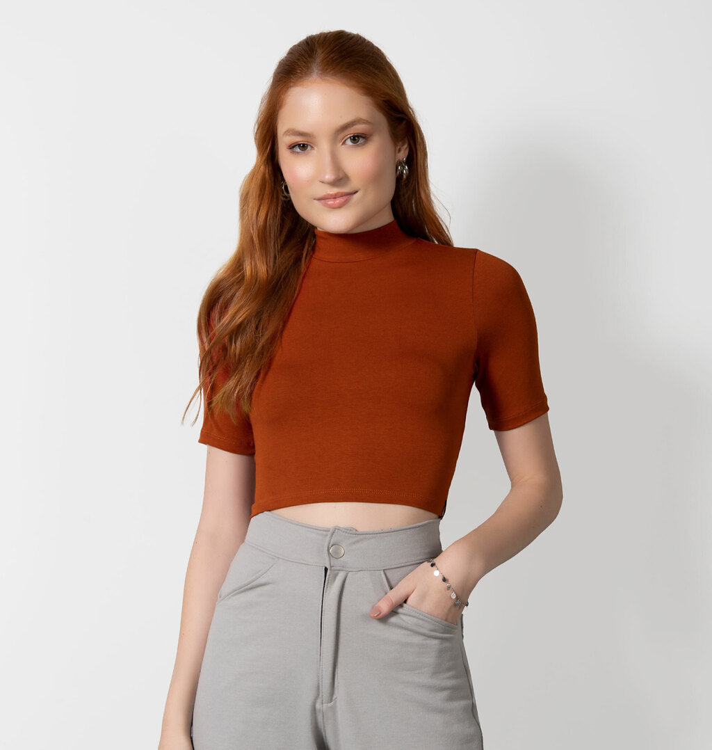 Blusa Cropped Gola Alta