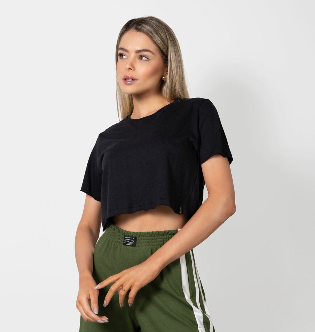 T-Shirt Cropped Corte A Fio