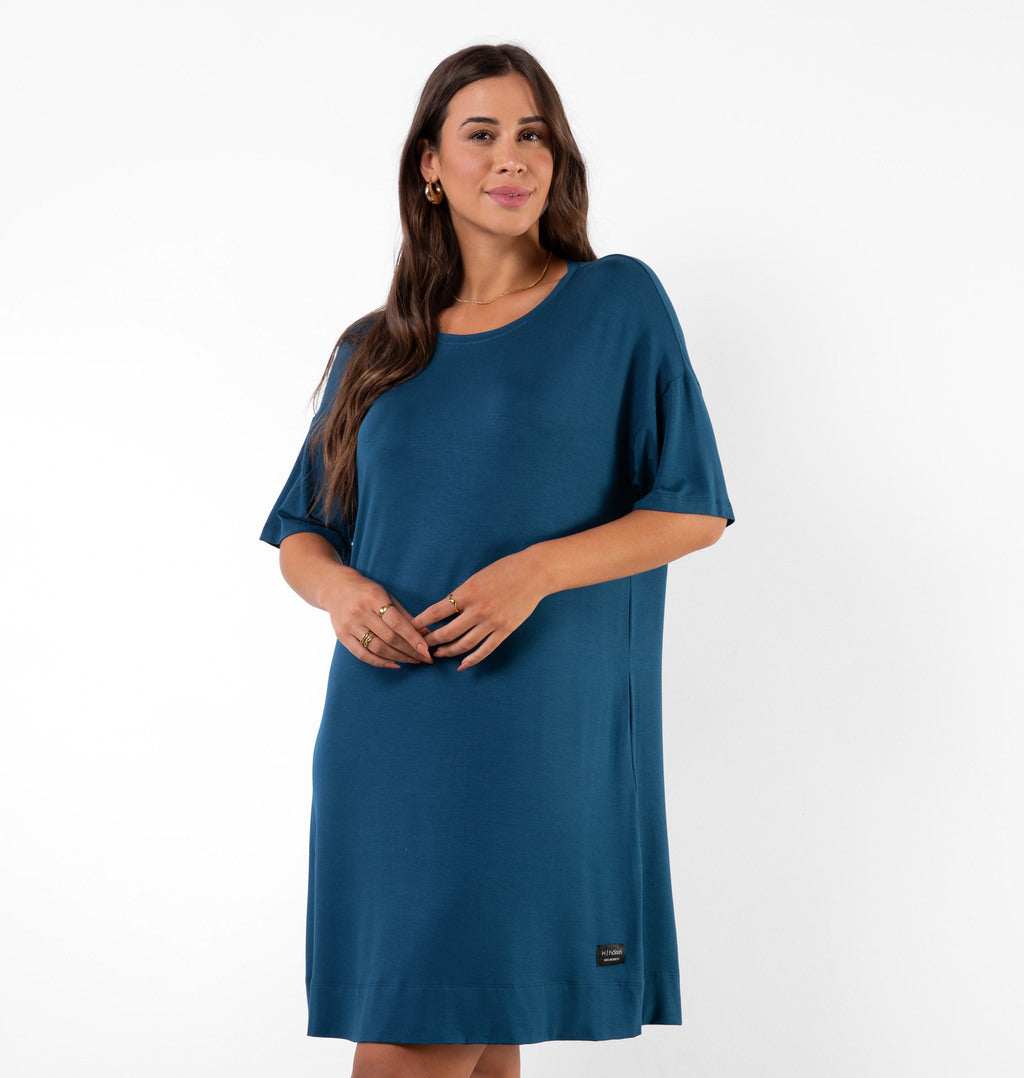 Vestido Curto Com Manga Deslocada