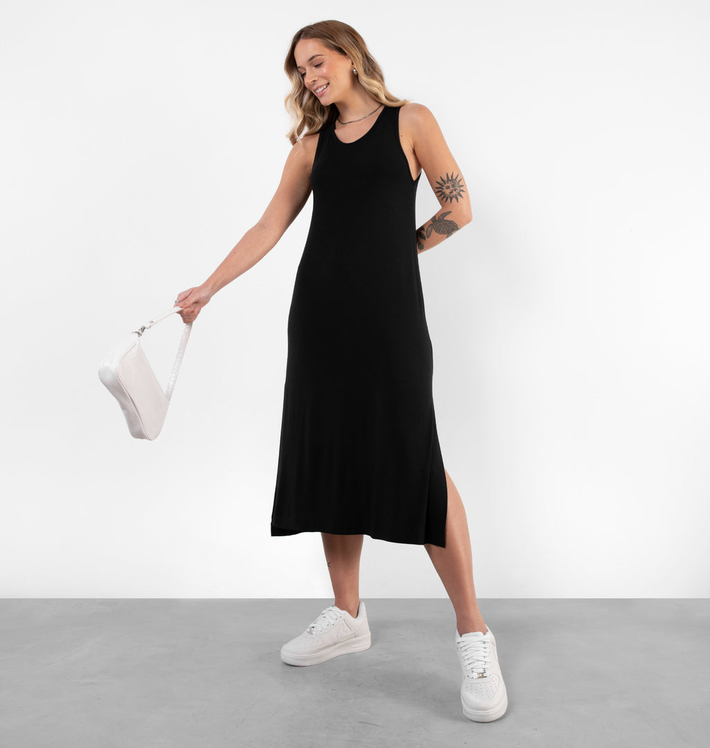 Vestido Midi Cavado