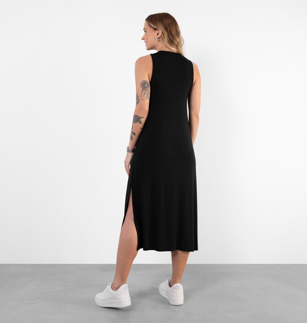 Vestido Midi Cavado