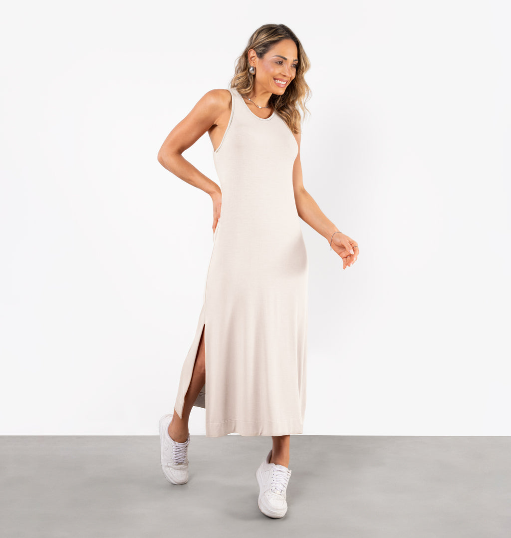 Vestido Midi Cavado