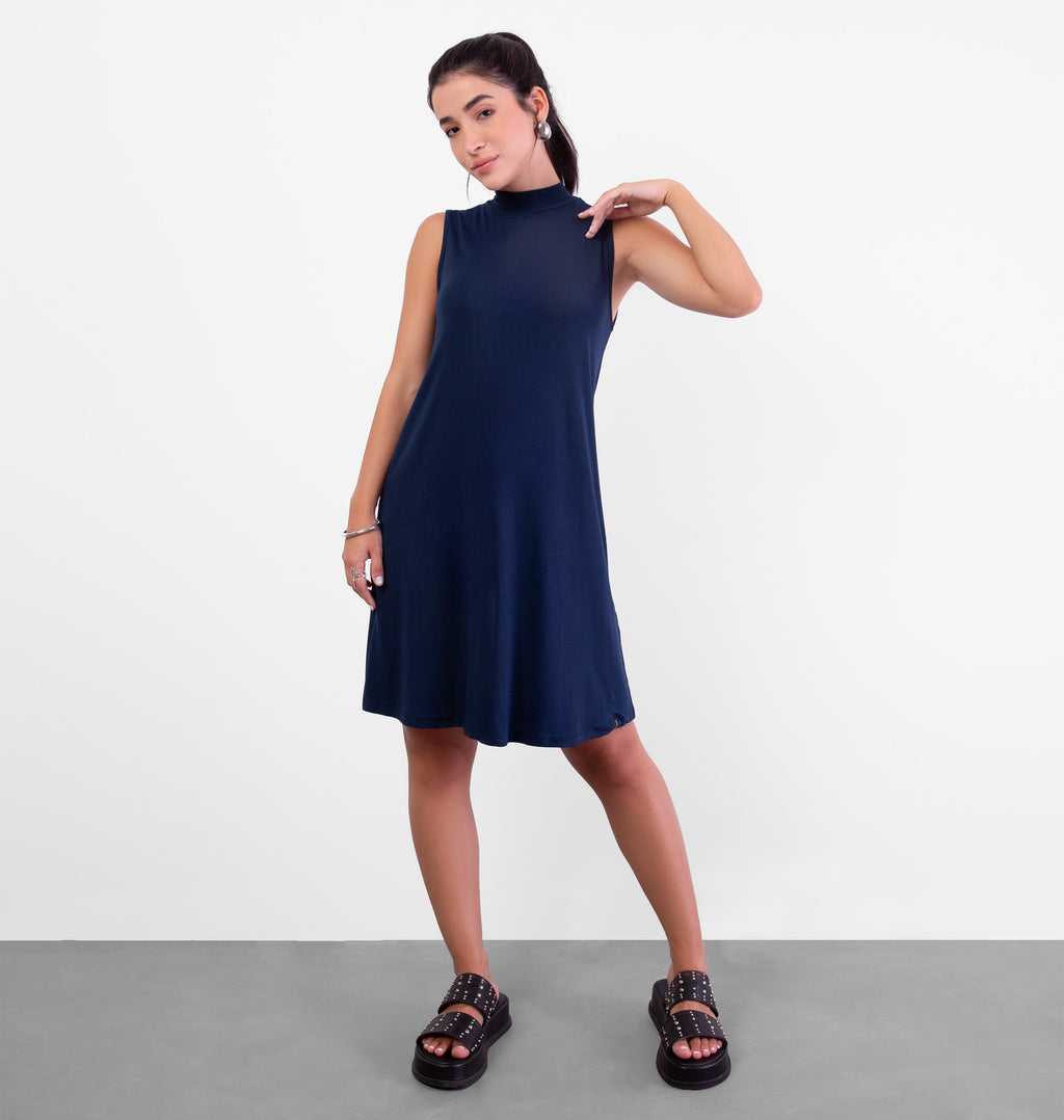 Vestido Curto Com Gola