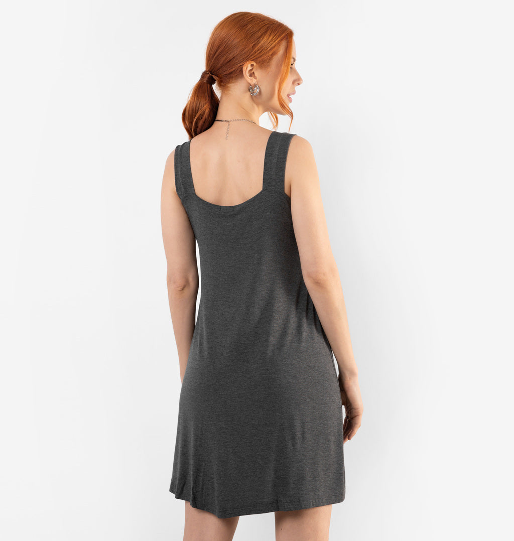 Vestido Curto Decote Reto