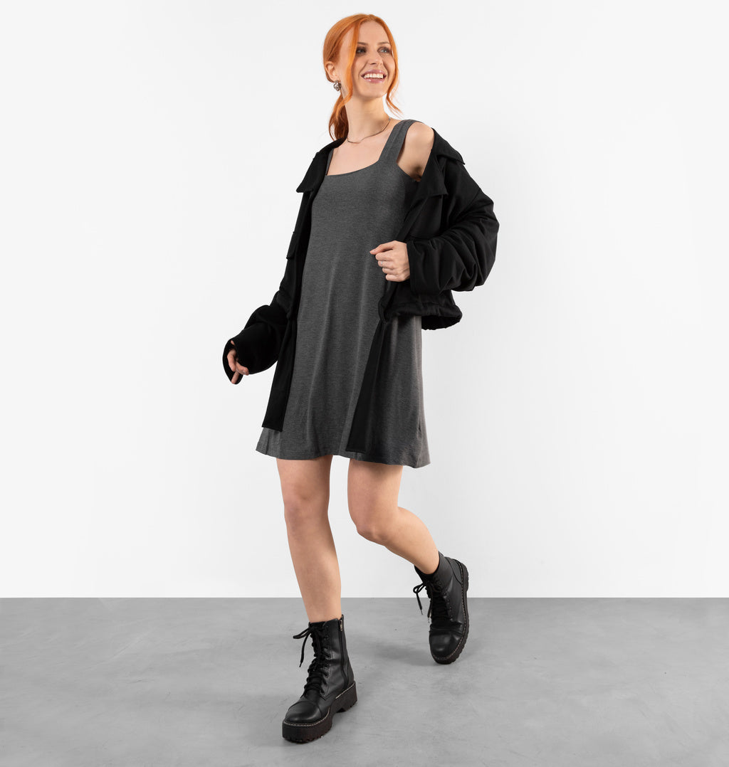 Vestido Curto Decote Reto