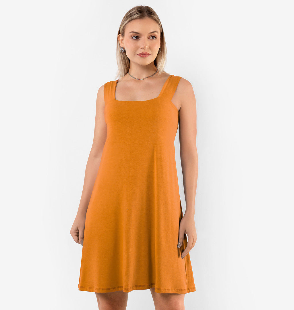 Vestido Curto Decote Reto
