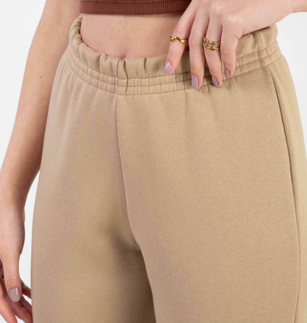 Calça Básica Reta Peluciada