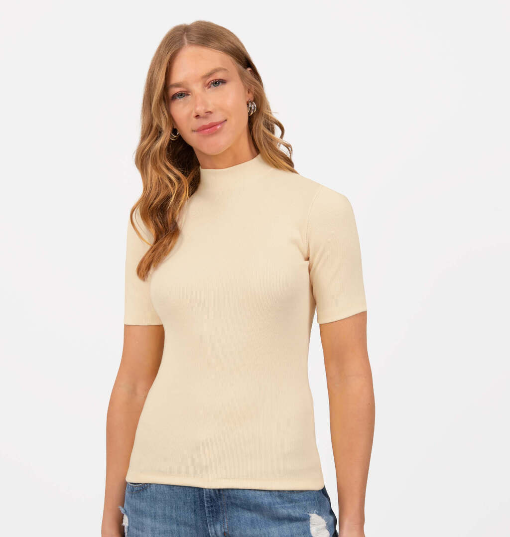Blusa Básica Meia Gola De Ribana