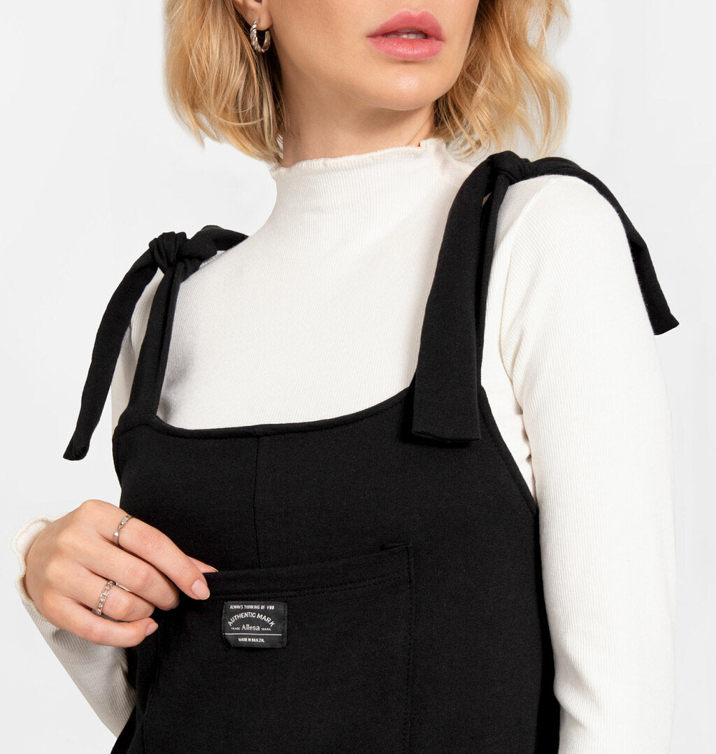Macacão Wide Leg Bolso Utilitário