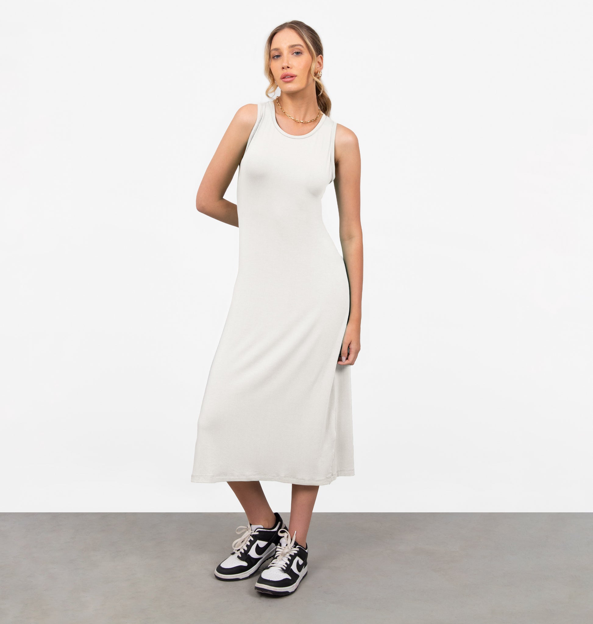 Vestido Abertura Nas Costas