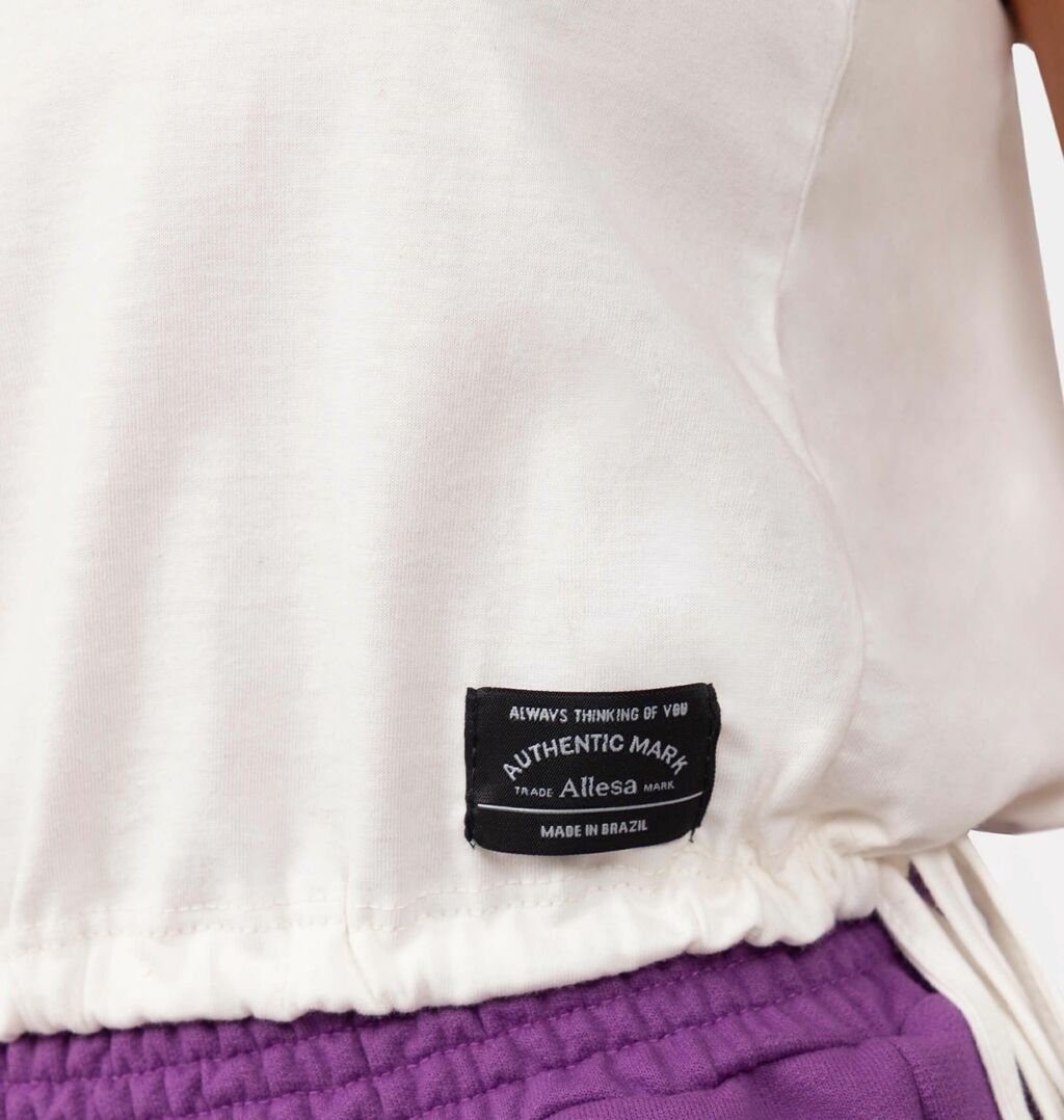 Regata Cropped Em Meia Malha