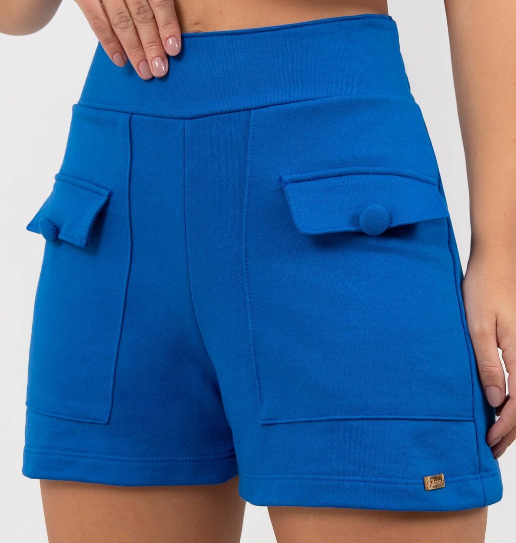 Short Bolso Embutido Com Botão