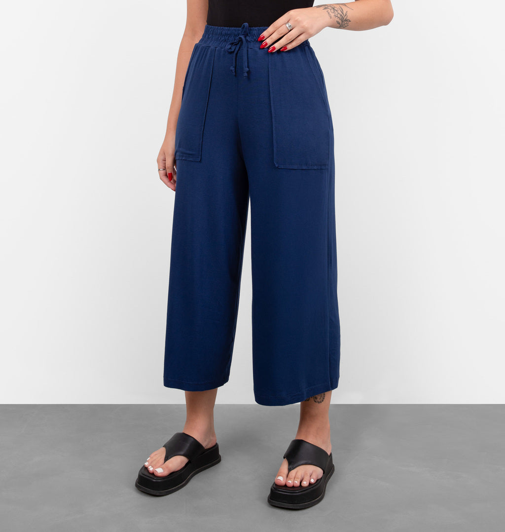 Calça Pantacourt Bolso Amplo