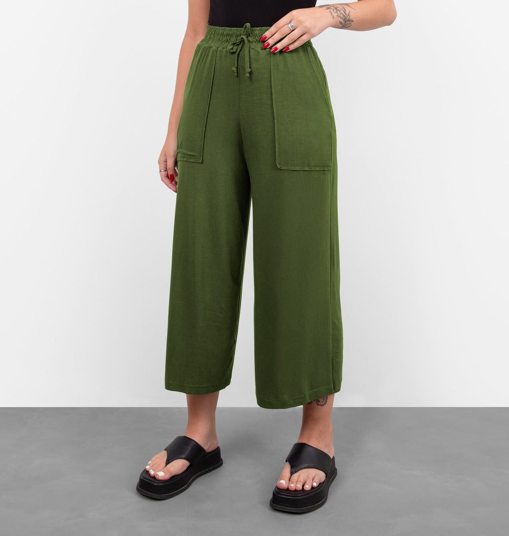 Calça Pantacourt Bolso Amplo