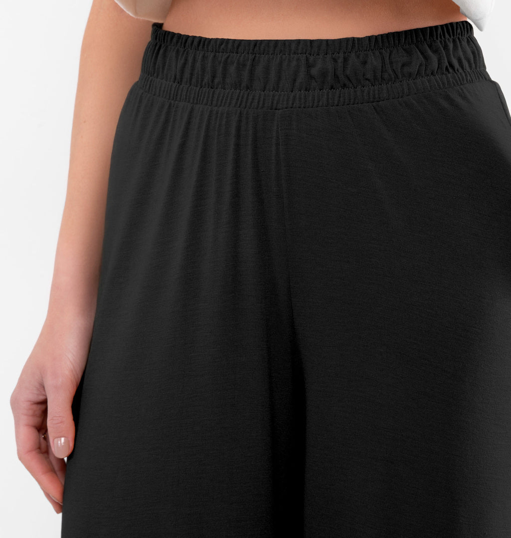 Calça Pantacourt Barra Arredondada