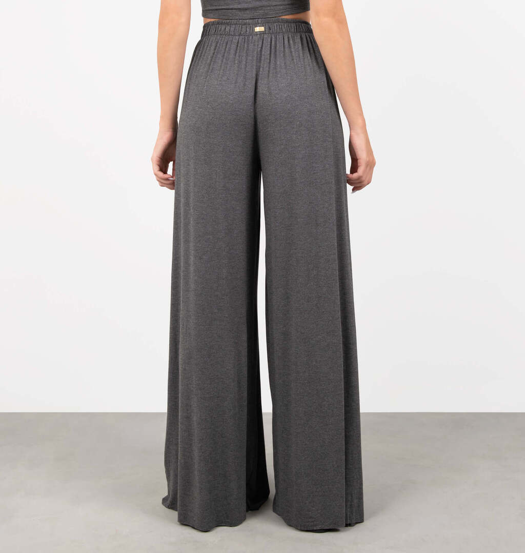 Calça Ampla Fenda Frontal A Fio