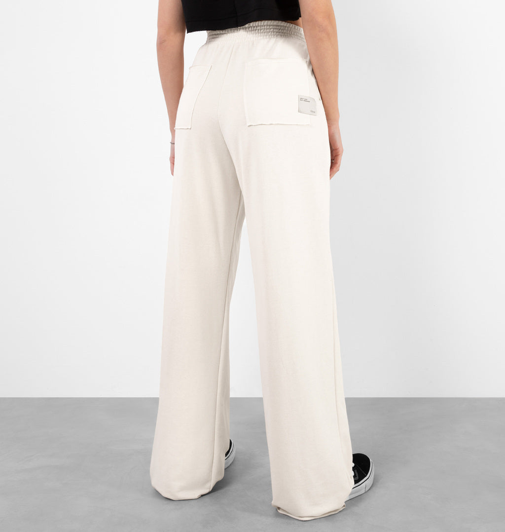 Calça Wide Leg Moletinho Com Bolso Posterior