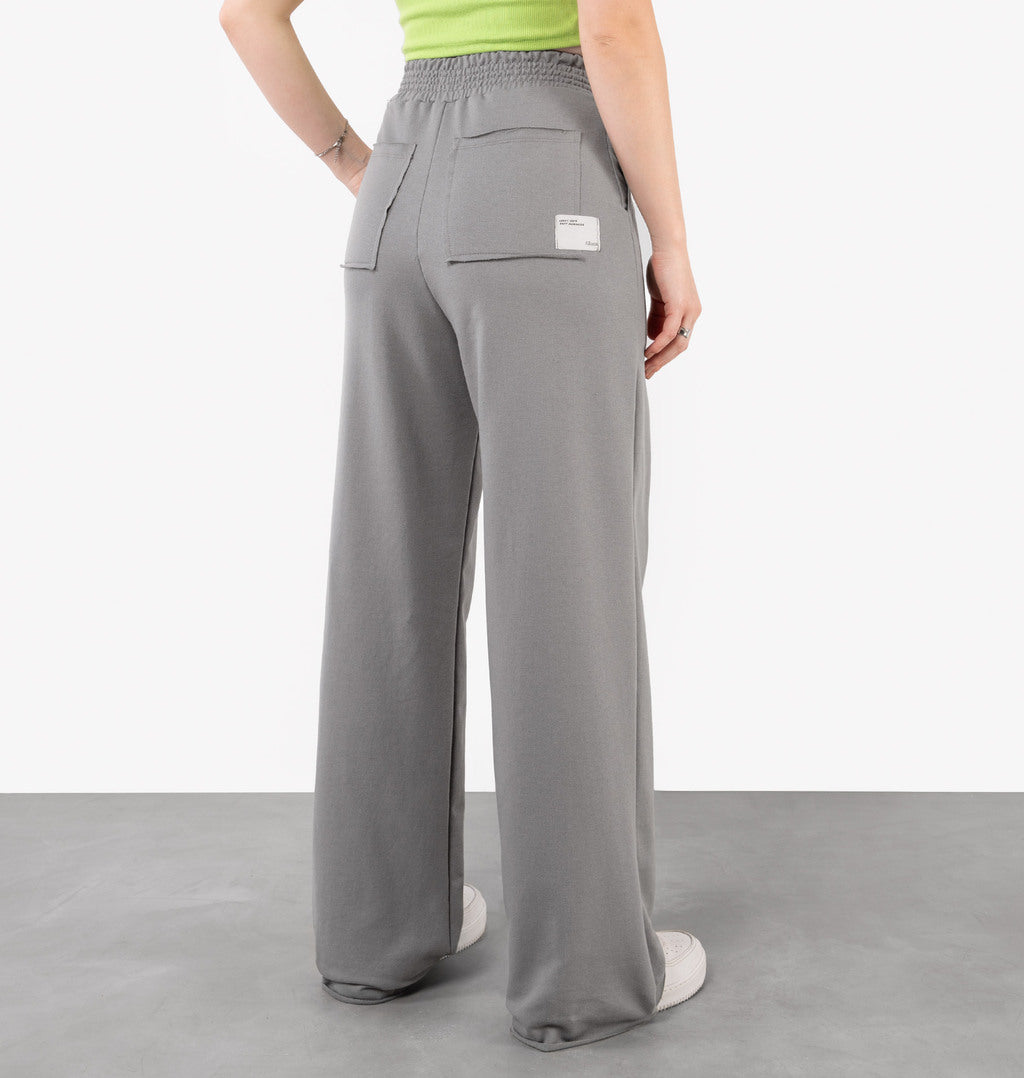 Calça Wide Leg Moletinho Com Bolso Posterior