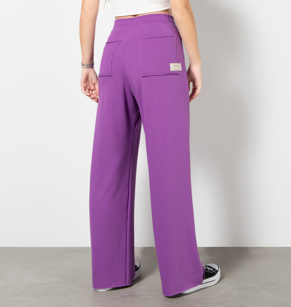Calça Wide Leg Moletinho Com Bolso Posterior