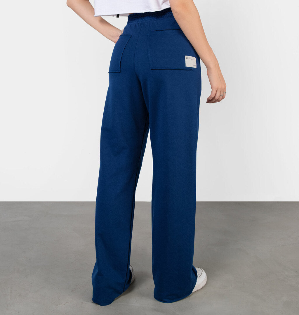 Calça Wide Leg Moletinho Com Bolso Posterior