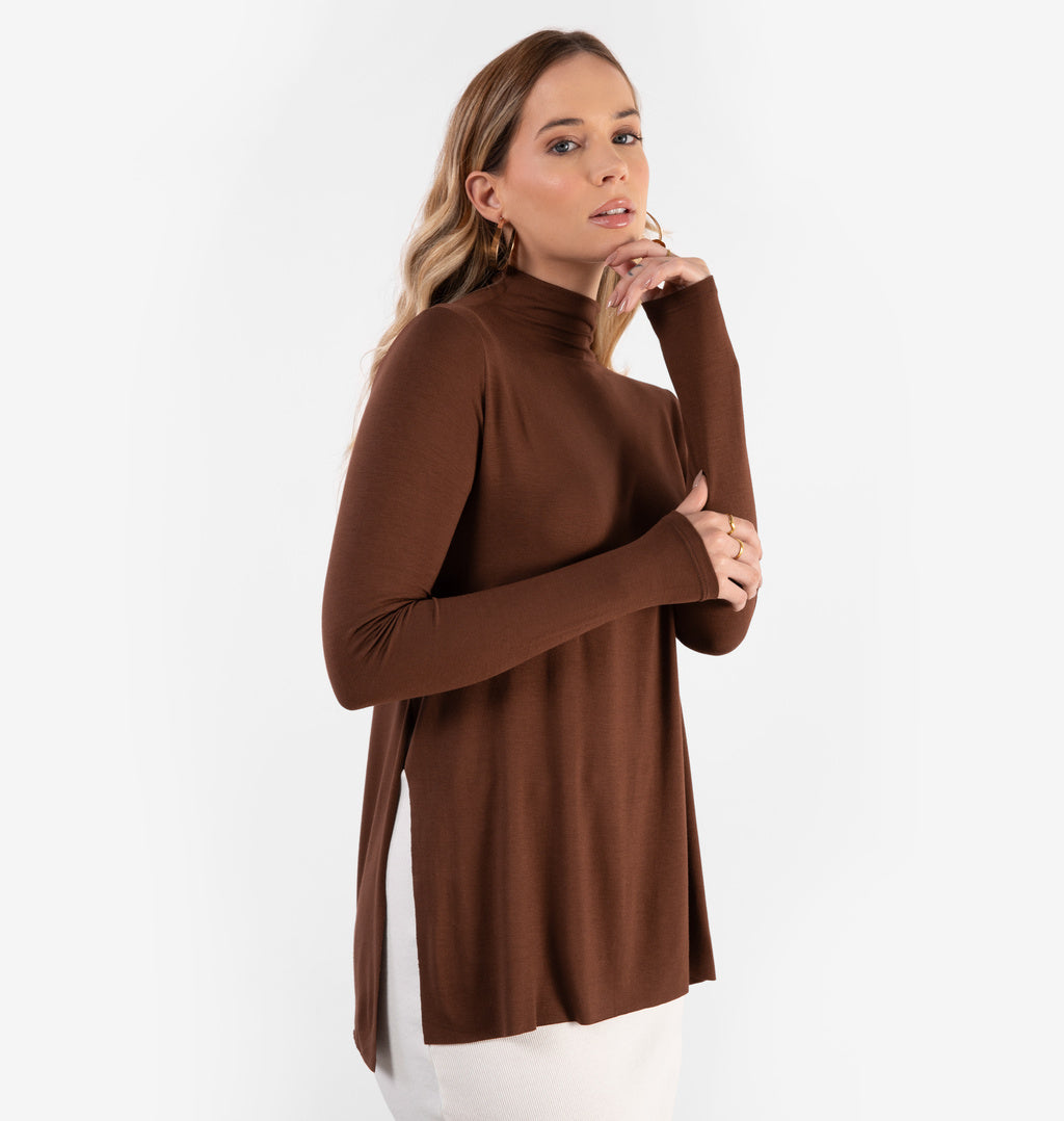 Blusa Alongada Com Fenda A Fio