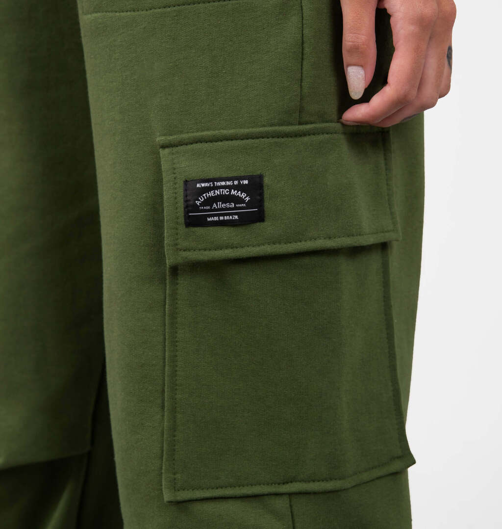 Calça Cargo De Moletinho Com Pregas