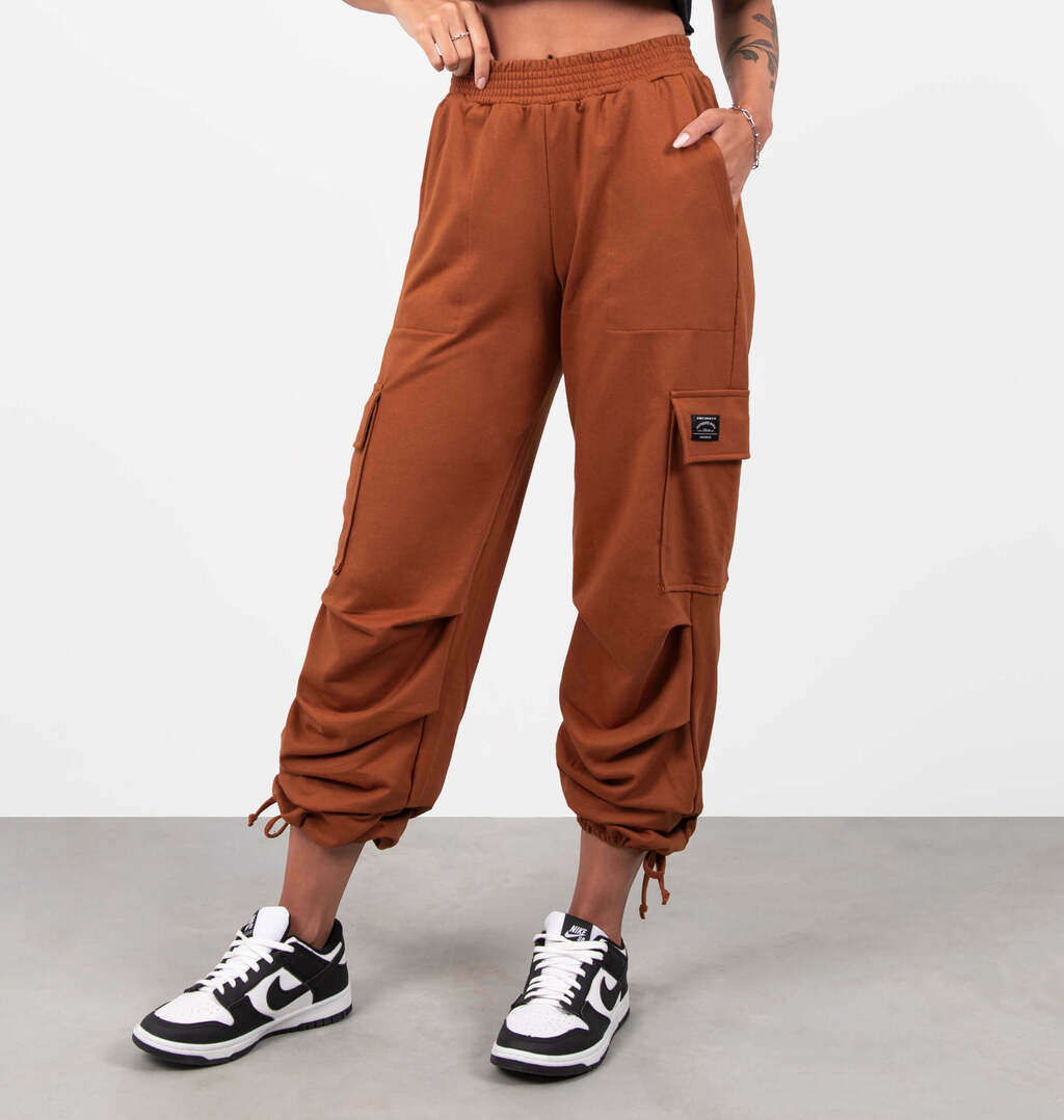 Calça Cargo De Moletinho Com Pregas
