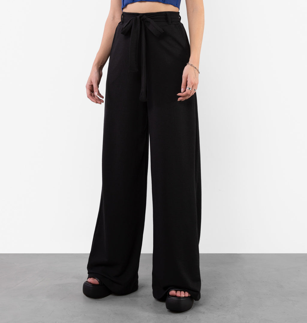 Calça Wide Leg Com Cinto Faixa
