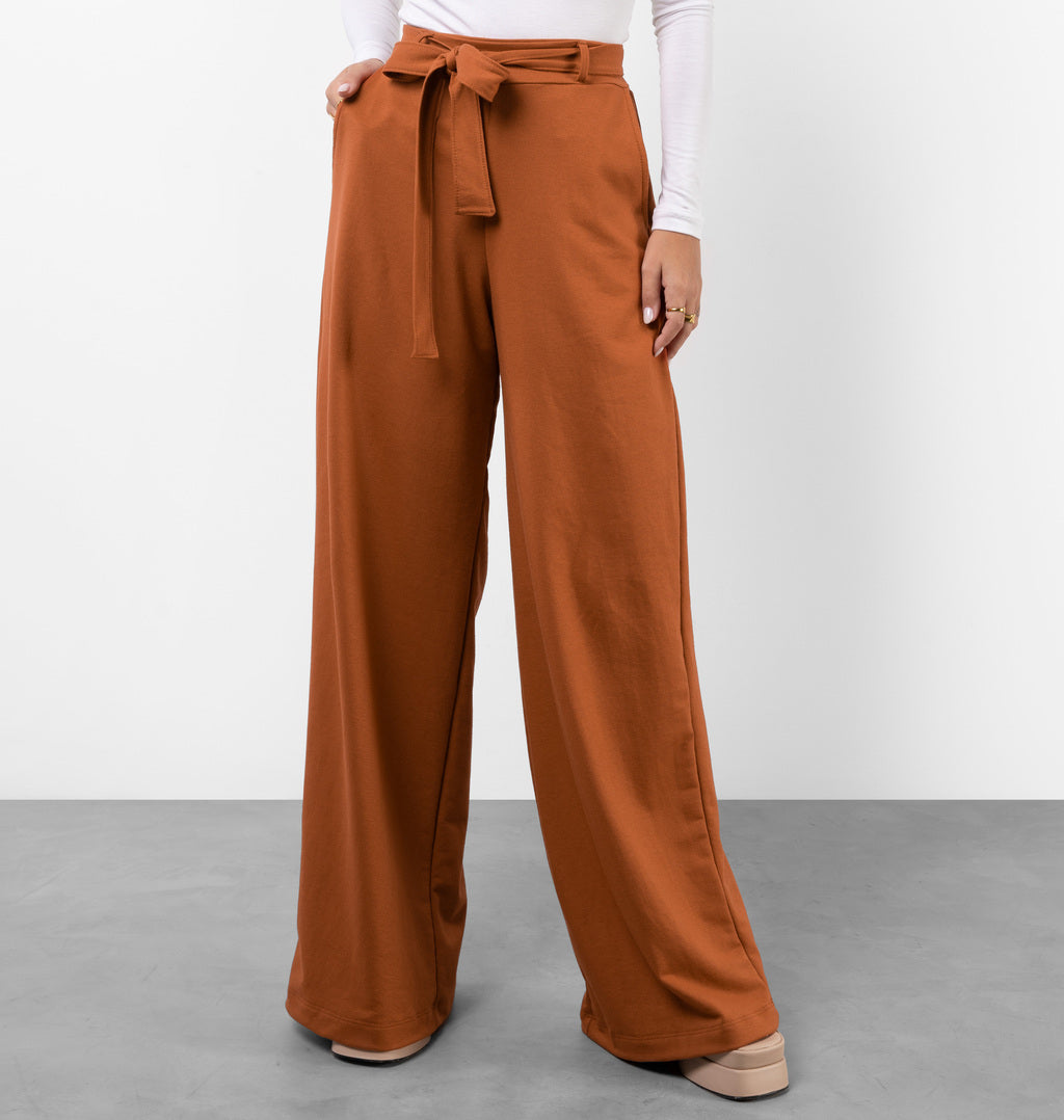 Calça Wide Leg Com Cinto Faixa