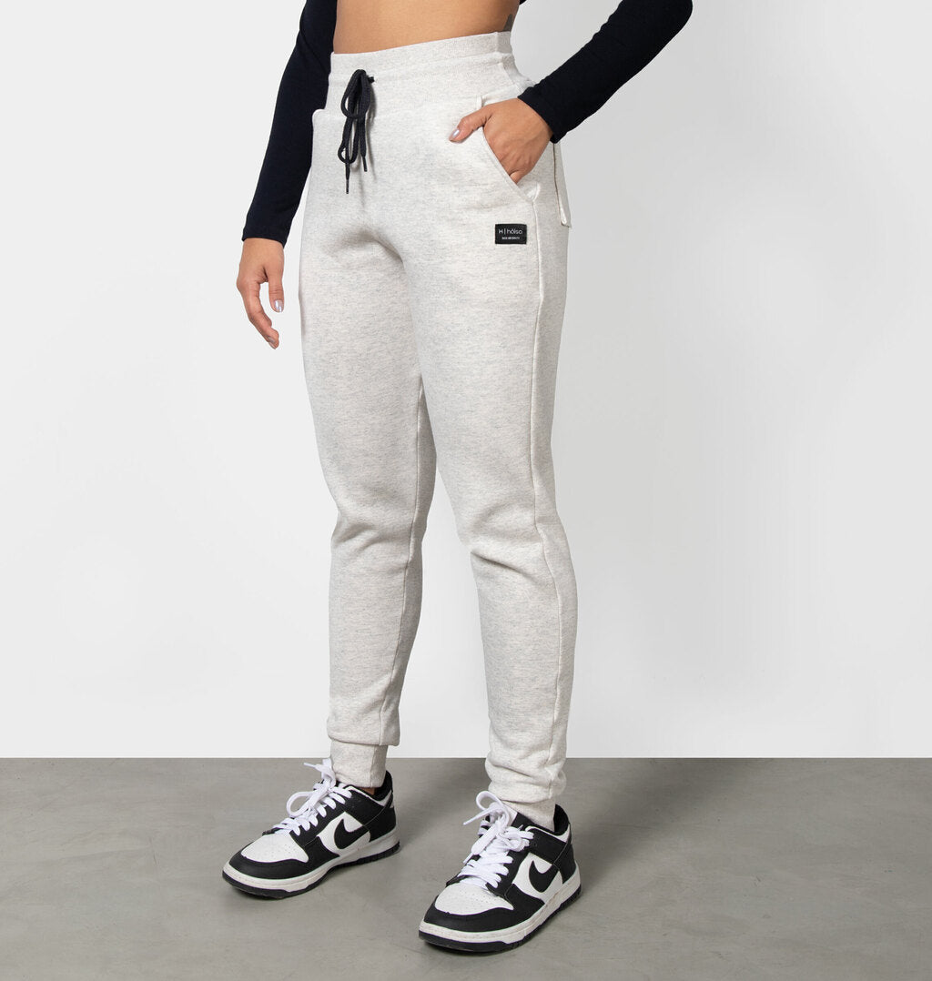 Calça Básica Peluciada Com Bolso Posterior