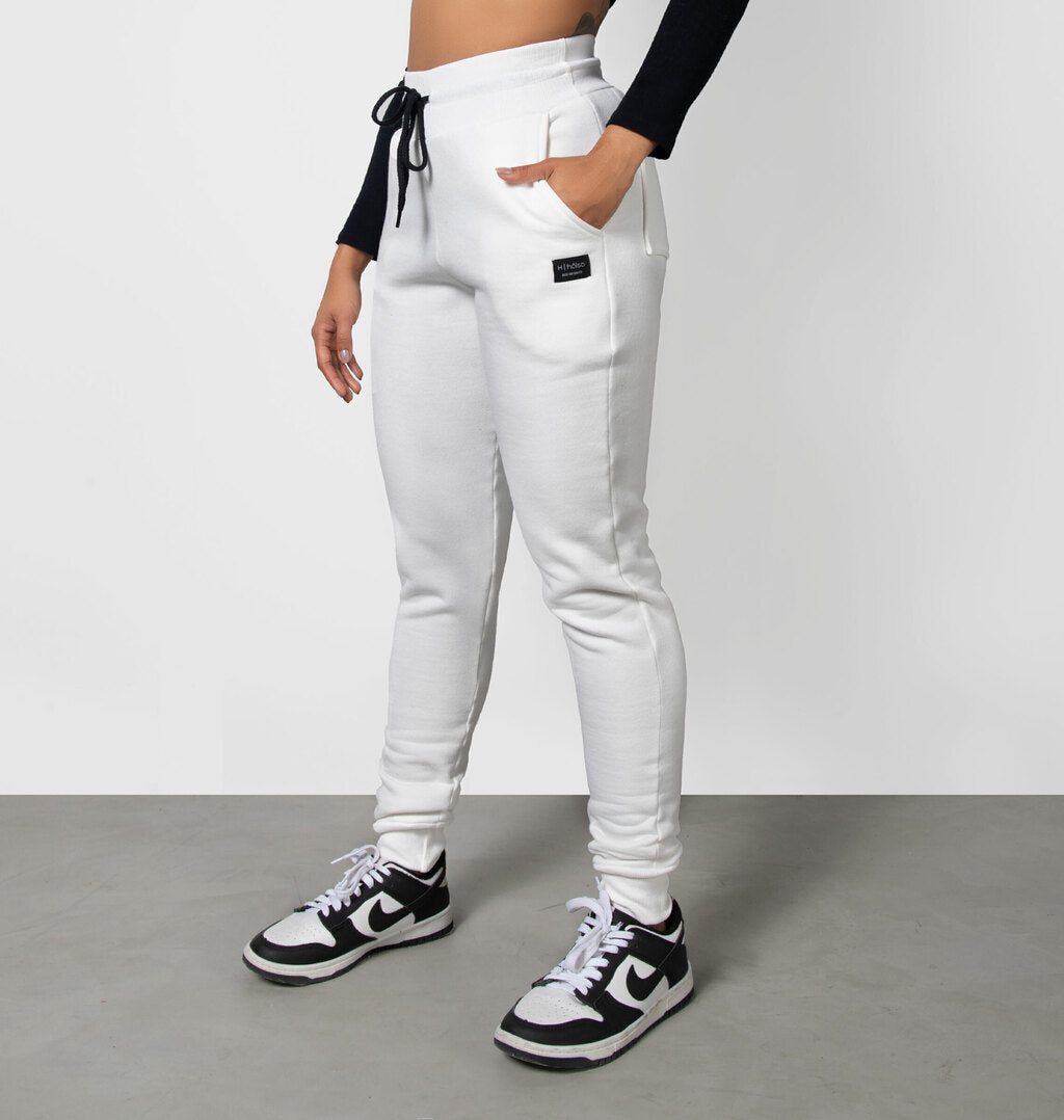 Calça Básica Peluciada Com Bolso Posterior