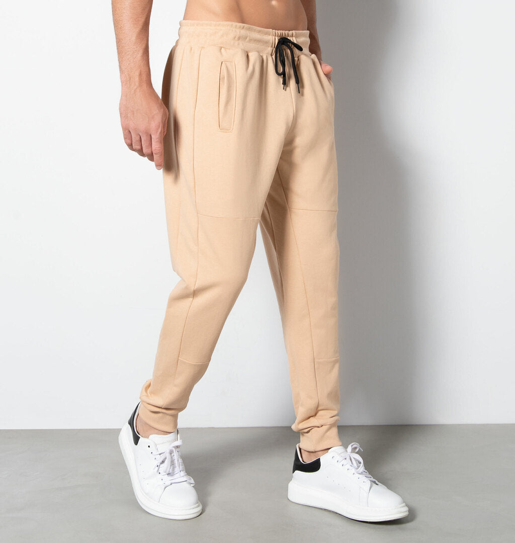 Calça Jogger Com Recorte Em Moletinho