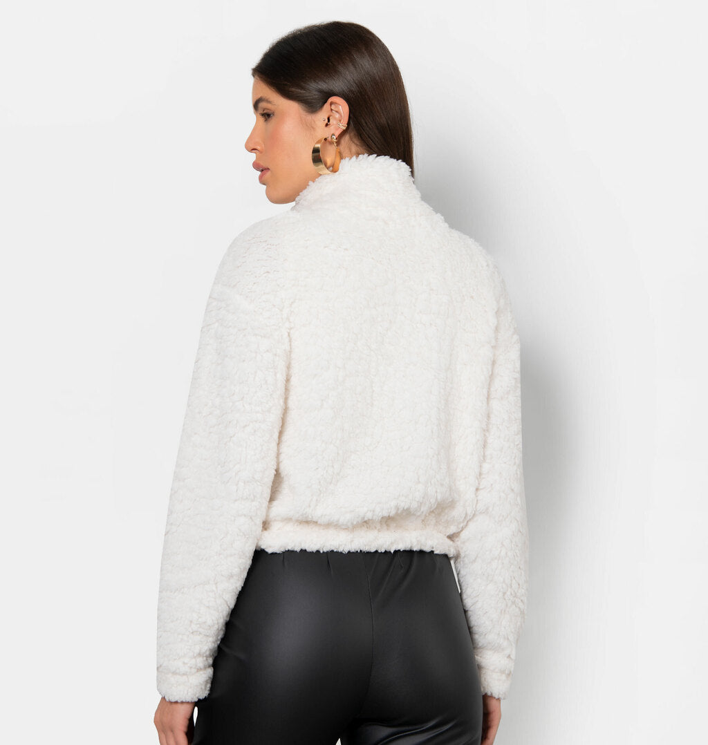 Casaco Teddy Cropped Bomber