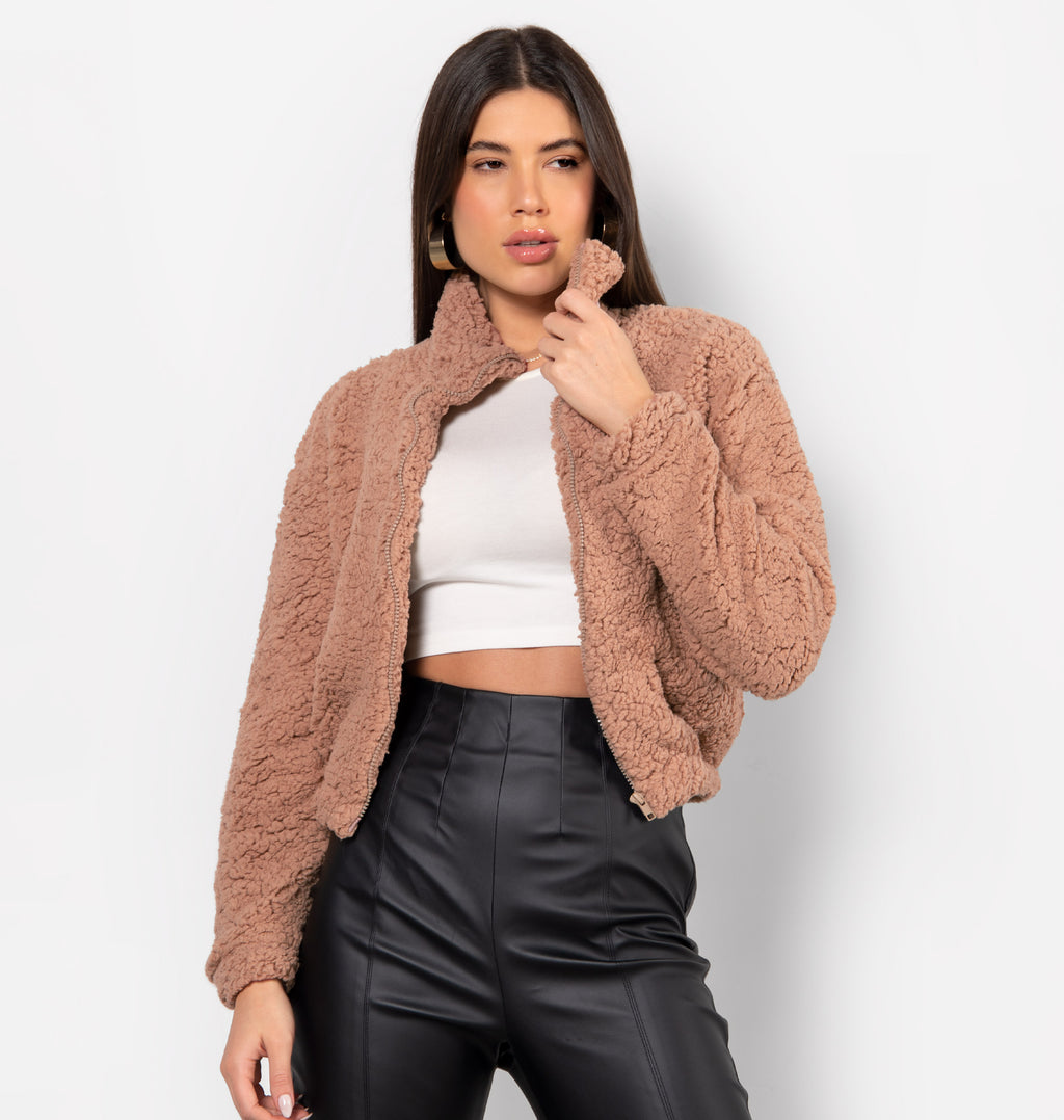 Casaco Teddy Cropped Bomber