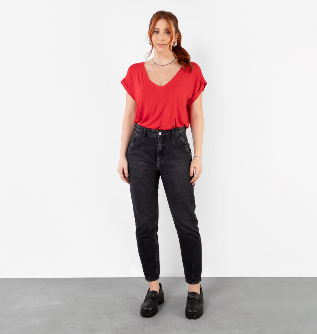 Blusa Básica Com Decote V E Manga Dobrada