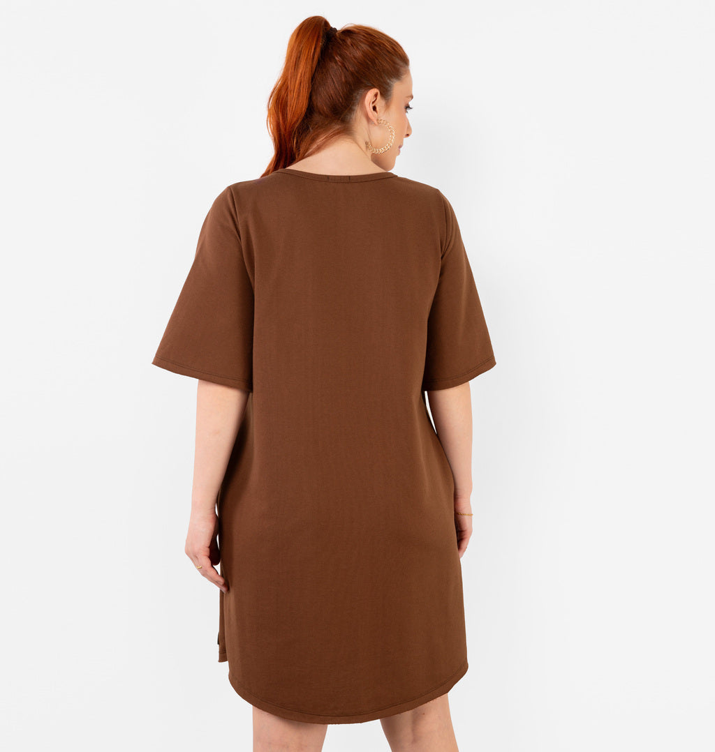 Vestido Curto Com Mangas Sino E Bolsos