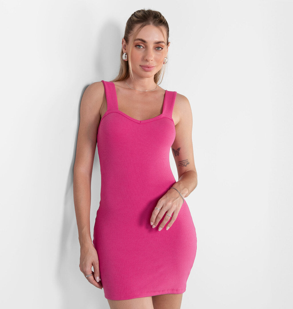 Vestido Curto Tubinho Com Decote Coração